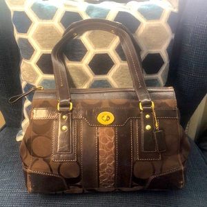 Coach signature Hampton satchel